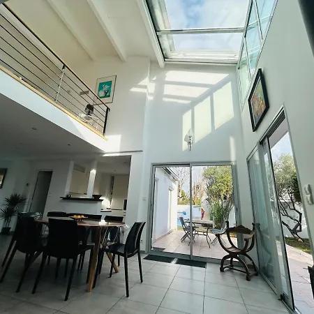 Piscine Clim Wifi Calme Villa *
