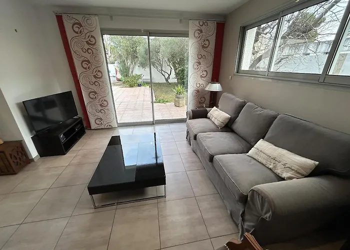 Villa Villa Piscine Clim Wifi Calme La Grande-Motte